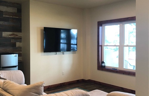 Conover House | New Construction! Gorgeous full home with large deck overlooking North Twin Lake