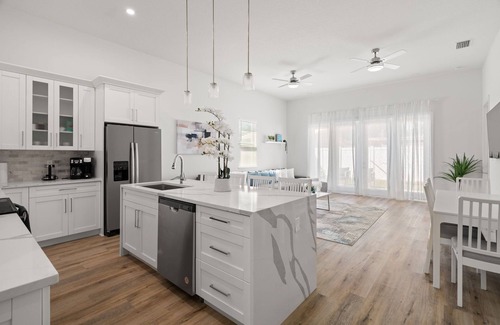 Carrollwood House | New construction heart of Tampa