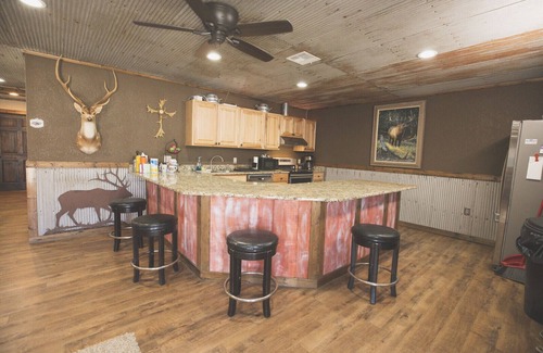 Clay Center Cabin | New Construction perfect for outdoor enthusiast centrally located