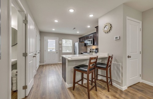 Bristol Condo | New Construction Townhome, 1 mile from Bristol Hard Rock Casino! 2BR, 2.5 BA
