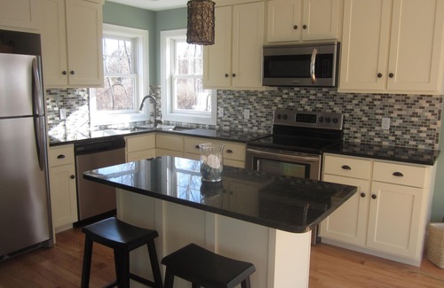 Little Compton House | New Construction and relaxing location close to beach.