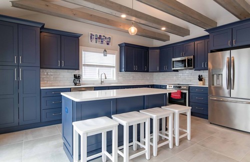 Snug Harbor House | New Construction! Waterfront Rental on Great Island