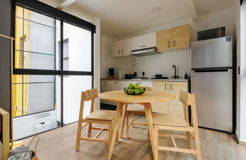 Roma Norte Apartment | New! Contemporary chic apt w. balcony | Casa Malva