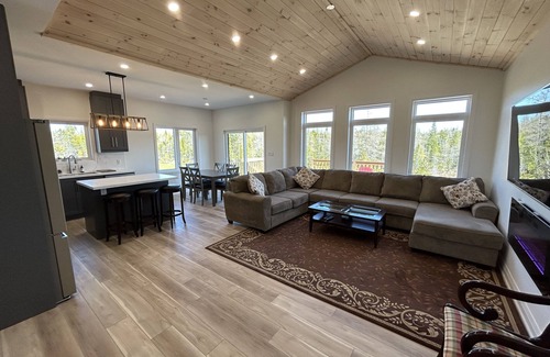 Miller Lake Cottage | New Cottage Near Tobermory