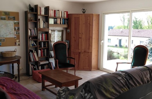 Le Roc House | New country house overlooking a small village at the edge of the Dordogne