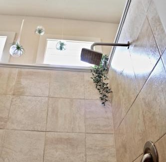Pirates Beach House | NEW Couples Retreat - sleeps 2 adults + 2 children