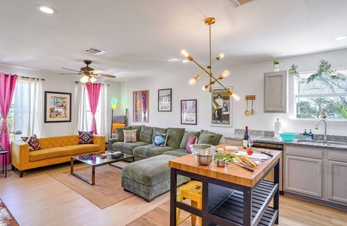 Treme House | New Cowboy Pool! 6BR by FQ | EV Charger | Parking, | Parking | Patio | Laundry | 1GB Wifi | Parkview