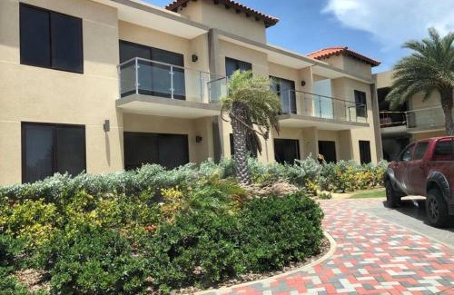 Gold Coast Apartment | New! Cozy 1 Bedroom Condo- Gold Coast, Noord ARUBA