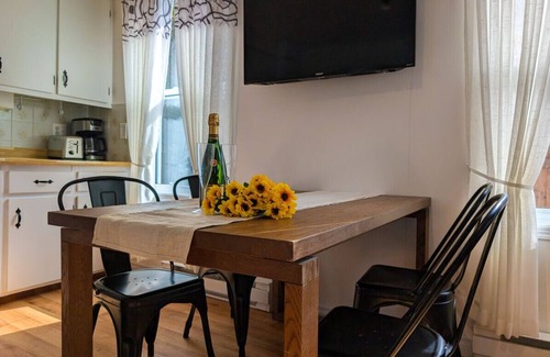 Saint-Tite-des-Caps Ski Chalet | New! Cozy and friendly chalet with spa & BBQ