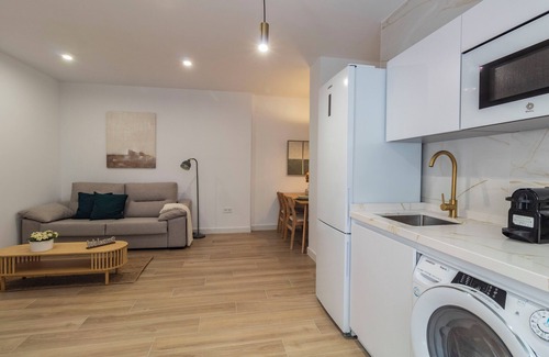 Las Huertas Apartment | New cozy apartment next to Santa Justa and Airport