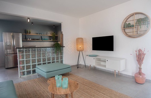 Oranjestad Villa | NEW ! Cozy Casa - Three Bedroom Villa, Sleeps 6