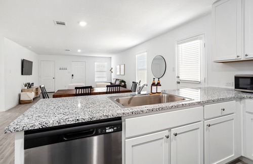 Southside House | NEW Cozy Casita near Downtown