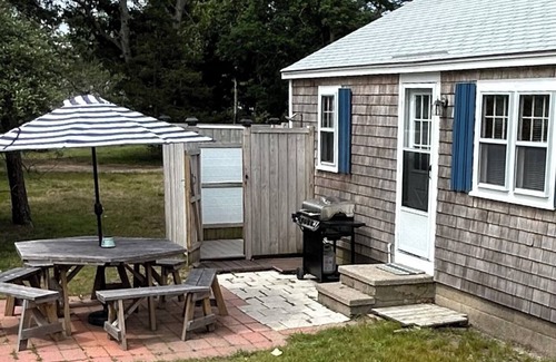 West Yarmouth Cottage | NEW ! Cozy Cottage with Water View