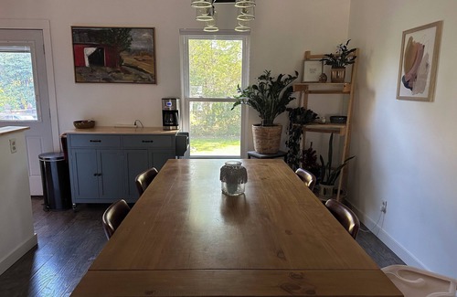 Columbus House | NEW Cozy Home Away From Home Centrally Located with Fenced Backyard