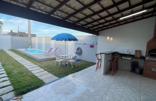 Mariricu House | New, cozy house with a beautiful pool and barbecue area.