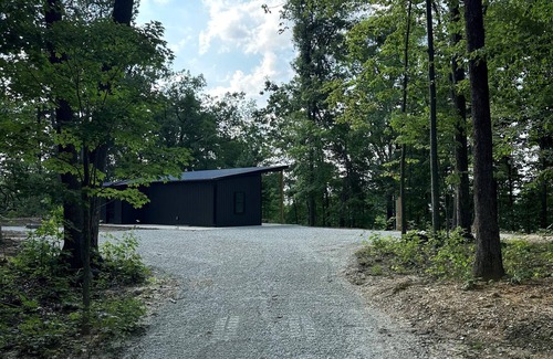 Means Cabin | New, Cozy, Secluded Cabin