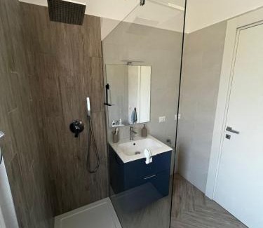 Cerro Apartment | New Cozy Stay with Lakeview