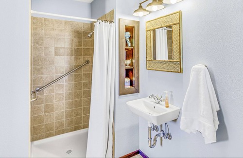 Grayland Condo | NEW: Cranberry Cotndo at Breakwater Inn