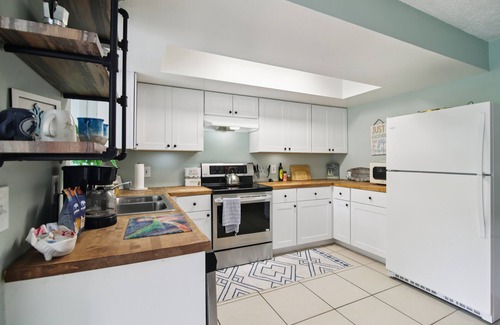 Crystal River Cottage | NEW! Crystal Blue Haven