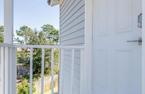 Navarre Apartment | NEW Cute & Private Studio Apartment in Navarre