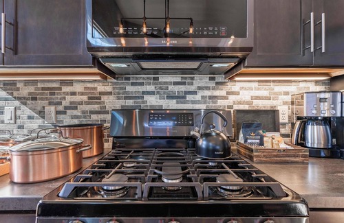 Westcliffe House | NEW DARKSKIES: Deck w/180° Views StarLink Level 2 EV Charge