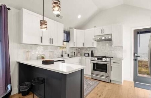 Candler-McAfee House | New Decatur Bungalow