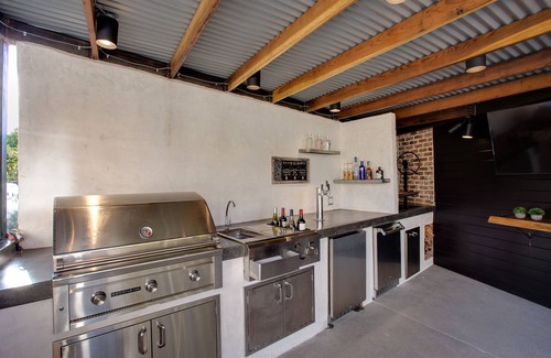 San Diego House | NEW! Del Mar MODERN INDUSTRIAL