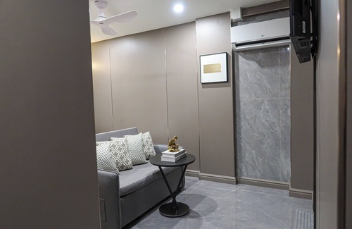 Singapore River Apartment | New Deluxe 2 Bedroom APT/WIFI @ Somerset/Orchard Area