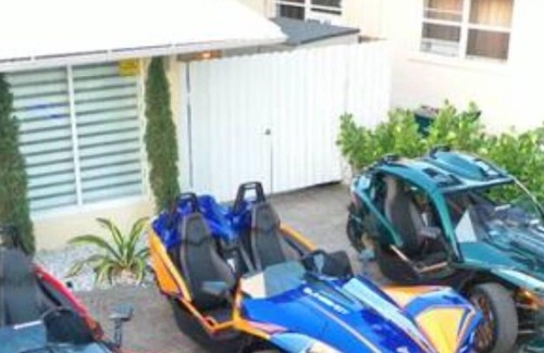 West Hollywood Apartment | NEW* Deluxe suite: perfect for couple Priv. Entrance