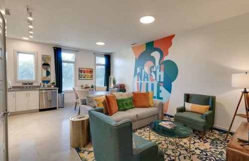 South Nashville Apartment | New Design-2.5 Miles to Broadway