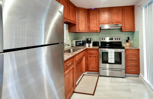 Downtown Fort Lauderdale Condo | ✨ New Designer One Bedroom Apartment at Fort Lauderdale