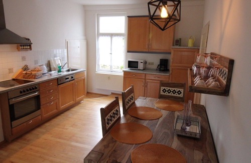 Reifferscheid House | NEW .: "Die kleine Burg", castle bar, infrared cabin, fast WiFi,