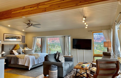 Sedona House | New Discounts. Couples Retreat, Private Hot Tub.