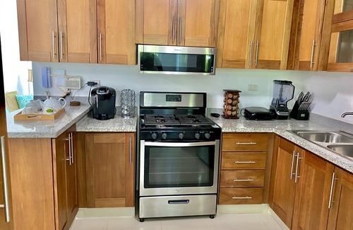 Llanos de Gurabo I Apartment | New 3 BR/2BA Apartment with A/C, wifi and pool!