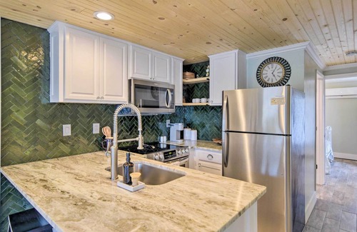 Panama City House | NEW! Dog-Friendly Getaway < 1 Mi to Boat Launch!