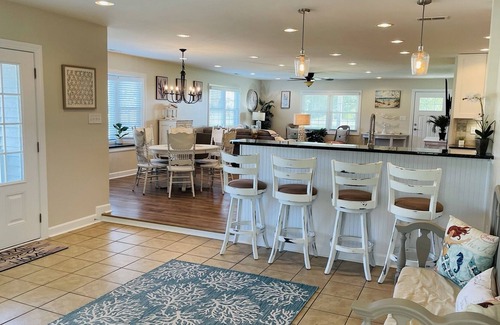 Carteret County Other | NEW dog friendly With fee Coastal Farmhouse 7 miles to Emerald Isle
