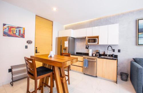 Colonia 5 de Diciembre House | New Downtown Condo with Private Dipping Pool