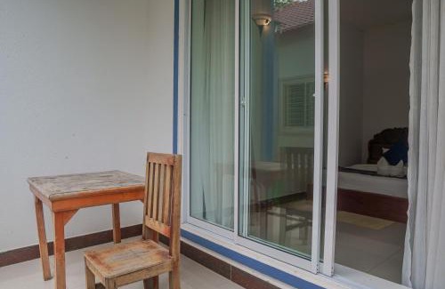 Krong Kaeb House | New Dragon Inn Guest House