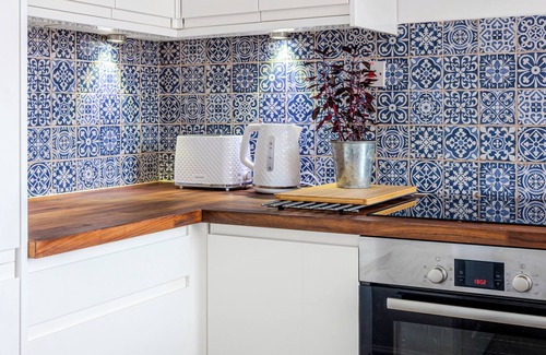 Leyton Apartment | New! Dreamy Leytonstone Studio | 5 min to Tube