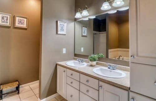 Frazee House | New! Eagle Lake 4 bedroom Retreat