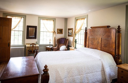 East Haddam House | New England Colonial home with fabulous Connecticut River views!!