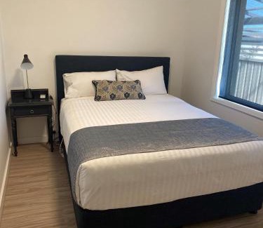 Glen Innes Hotel | New England Motor Lodge