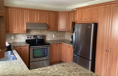 Pincourt House | *NEW*Entire Home Spacious 3BED | 25MINS 2DT