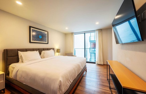 Coyoacan Condo | NEW Equipped Condo w/GYM & Roof
