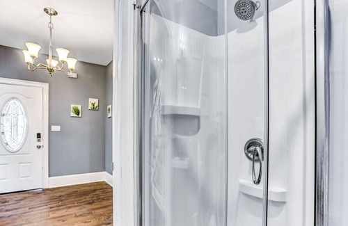 Eastside House | NEW! Executive Rental Close to Downtown & Hospitals