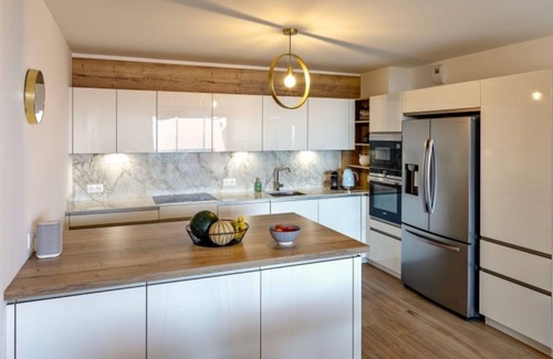 Collioure Apartment | New F3, large terrace facing the sea