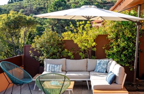Collioure Apartment | New F3, large terrace facing the sea