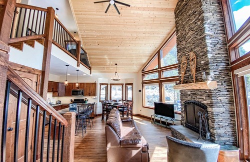 Alma Cabin | New! Family Friendly, Pet Friendly, New Build, 20 mi to Breckenridge - Lamplighter Lodge