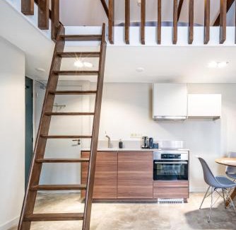 Schiedam Bed & Breakfast | New Family Penthouse 7Min from Rotterdam Central Station top floor app4