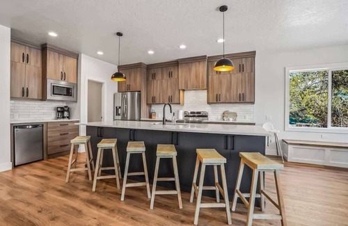 McCall House | New Family Vacation Retreat